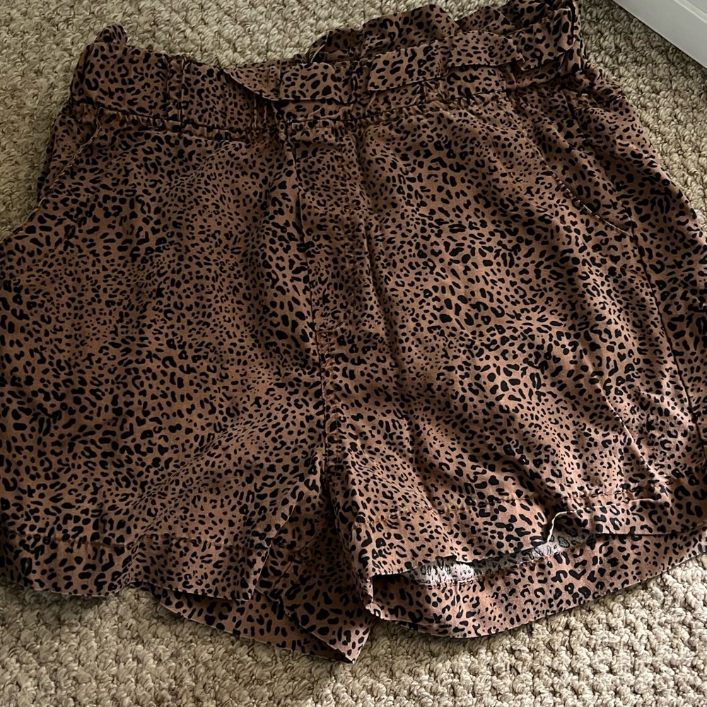 Leopard shorts